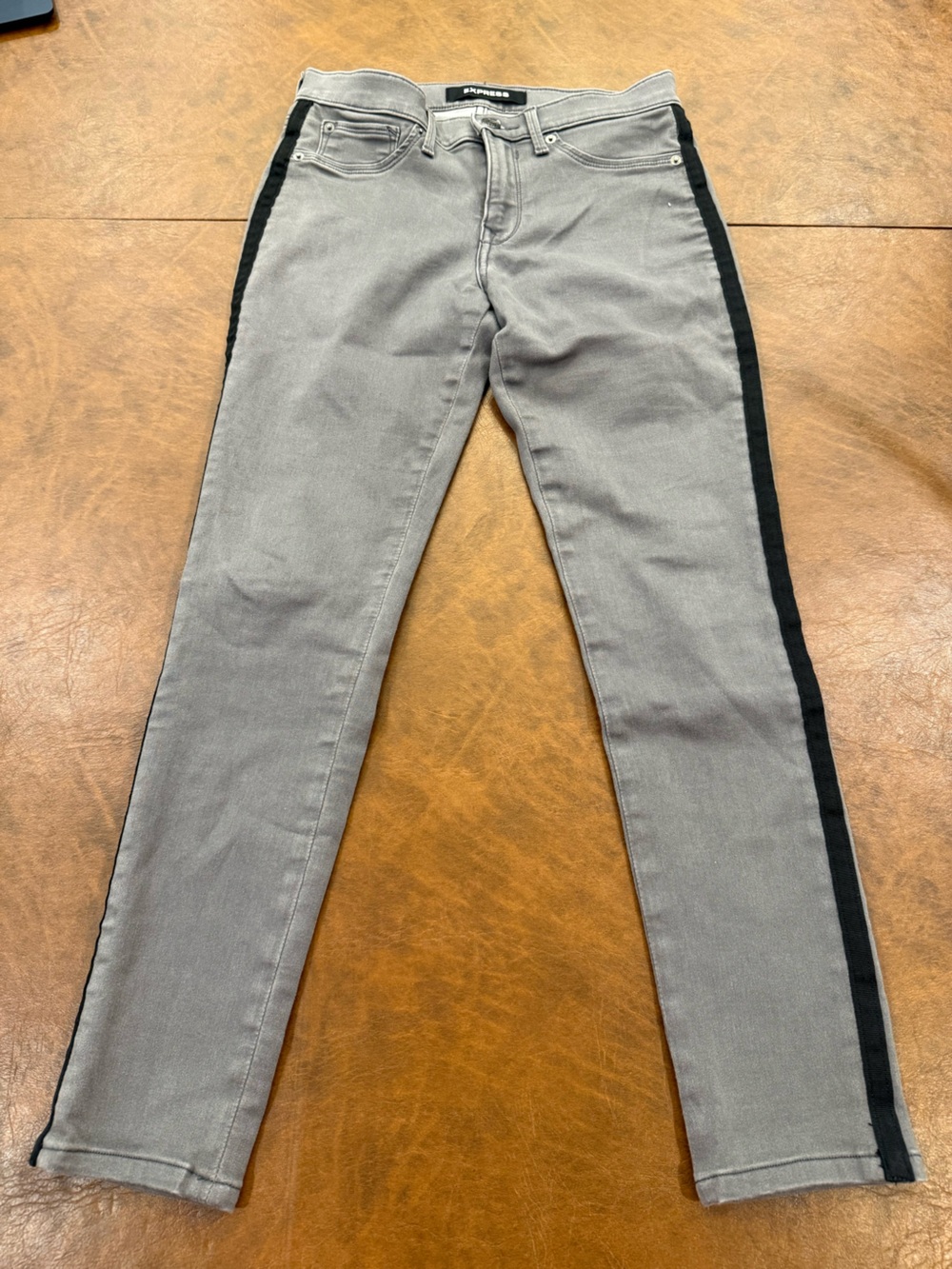 Express Gray Slim Pants with Black Side Stripe Mid-Rise Stretch Legging Size 4